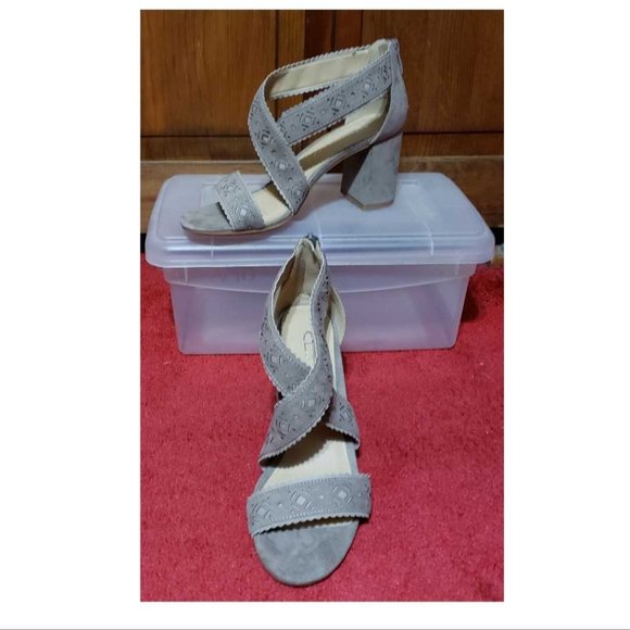 Claundry Summer Shoe - Picture 1 of 4